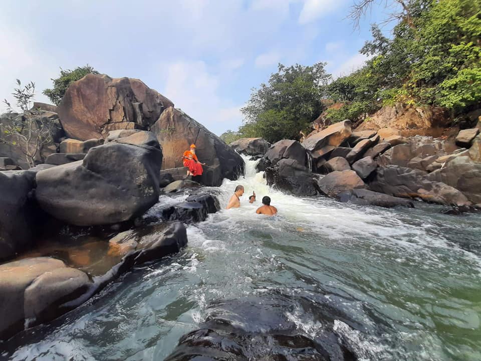 Bathing in the Sacred Waters of Salandi River with Dayalu Baba